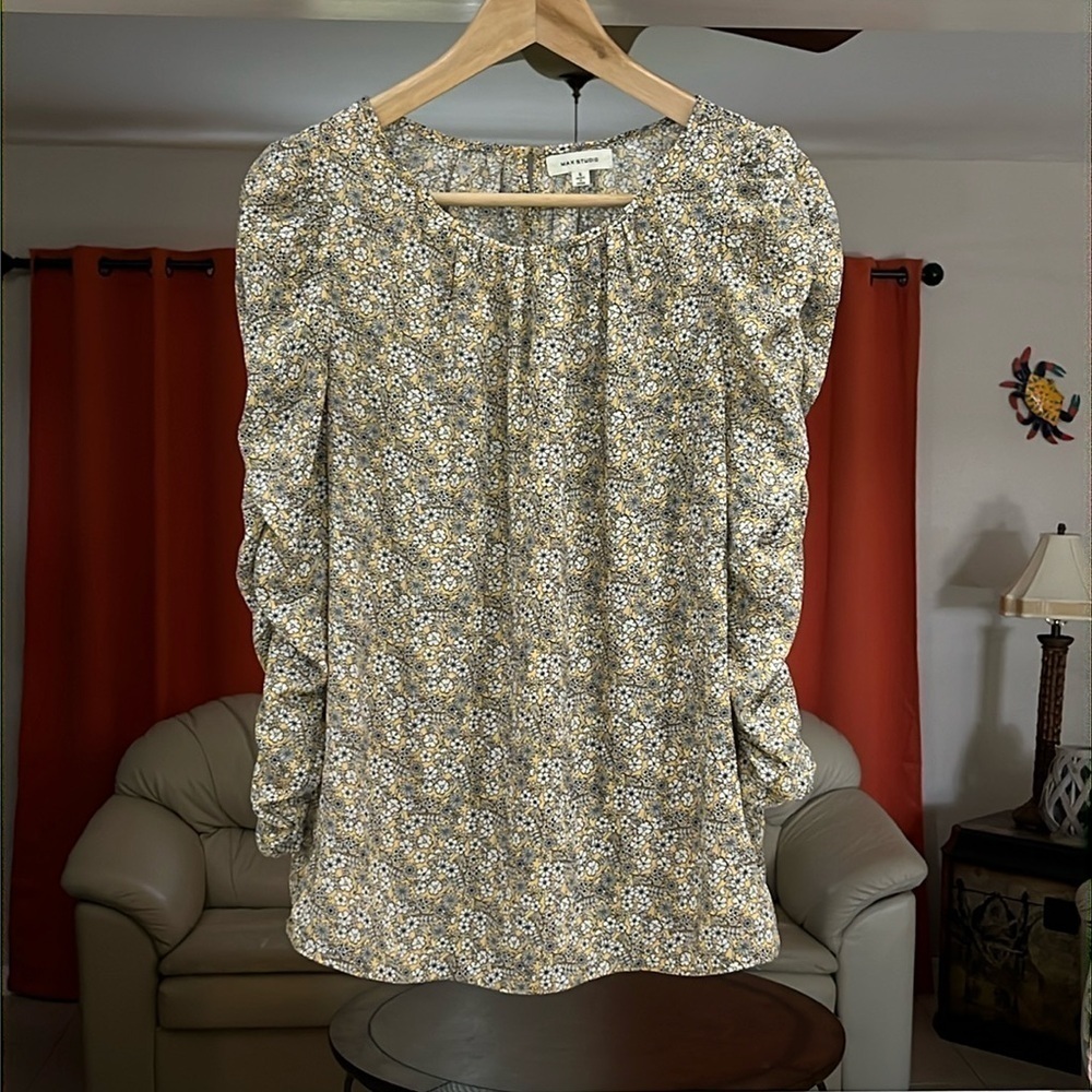 Max Studio Women’s Floral 3/4 Length Ruched Sleeve Size S